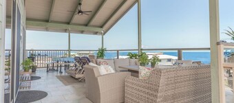 Aloha Awaits at the Southern Belle of Miloli'i