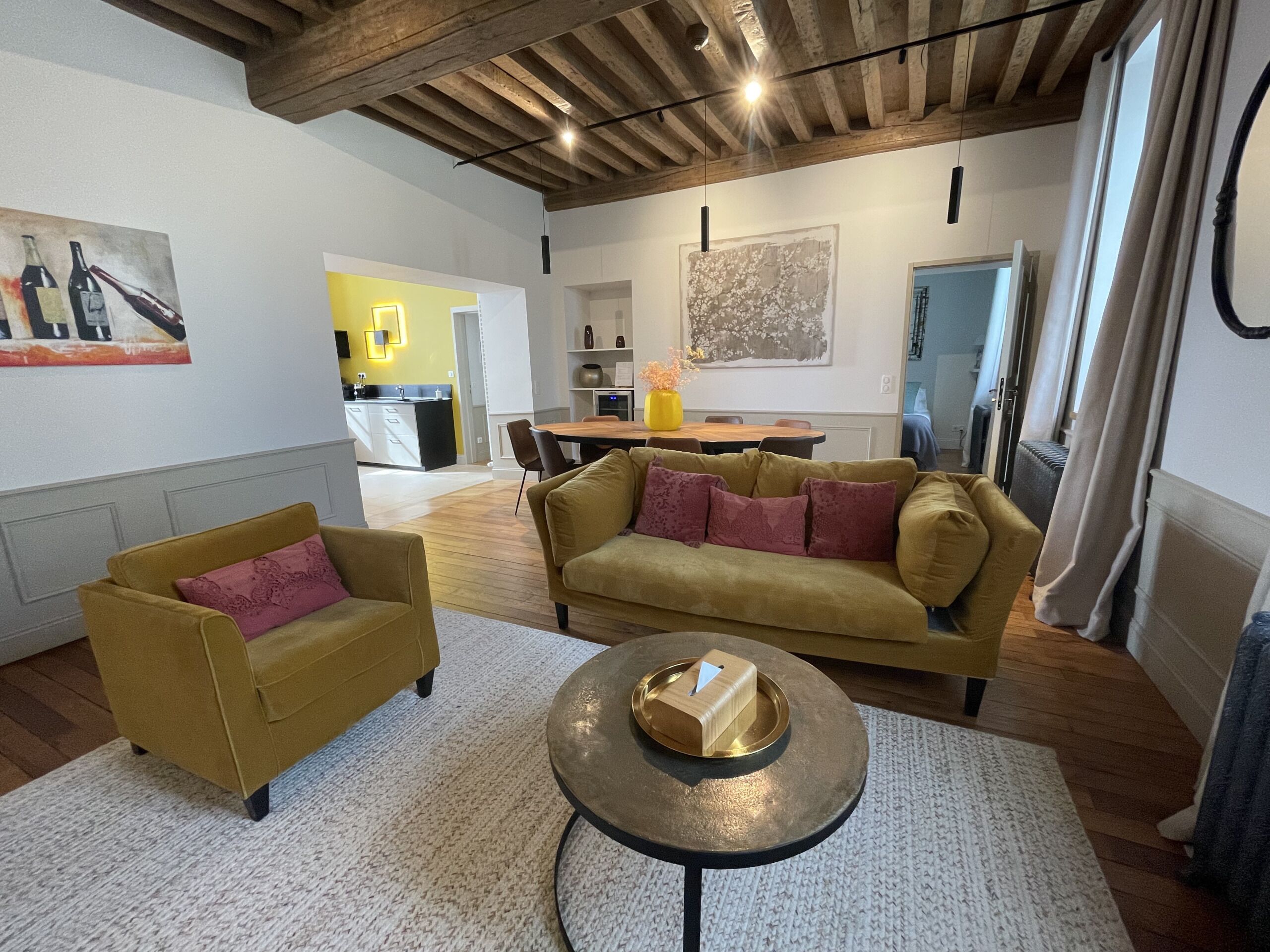 Deluxe Apartment, Ensuite, Vineyard View (Arthur Barol) | Dining