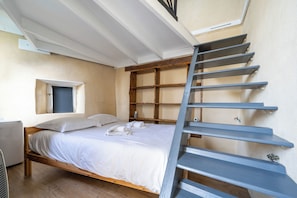 1 chambre, fer et planche Ă repasser, lit parapluie, accĂšs Internet