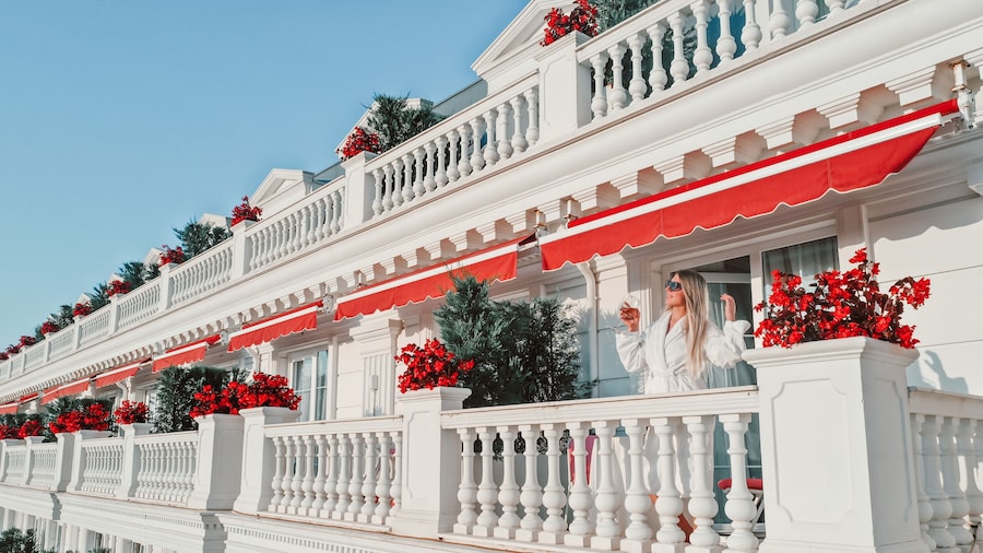 Flower Hotels & Resorts