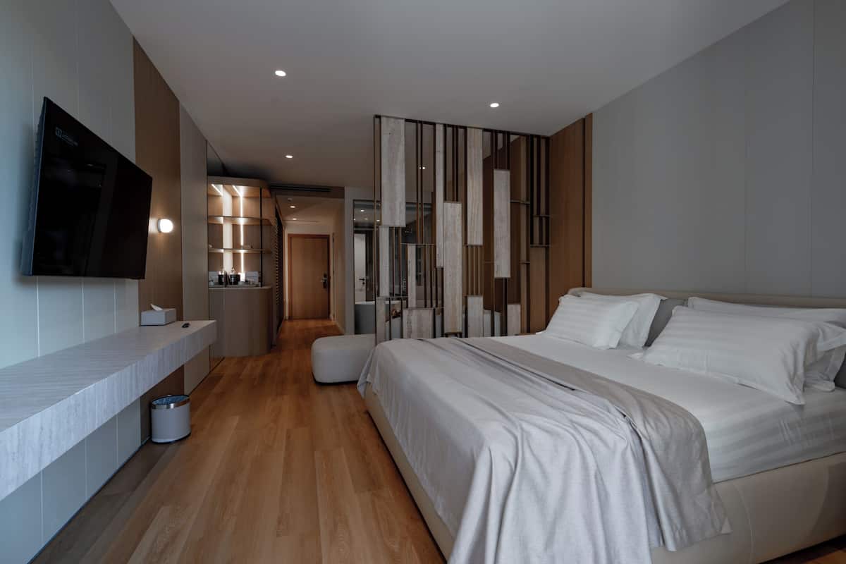 Superior Studio Suite | Premium bedding, memory foam beds, minibar, desk