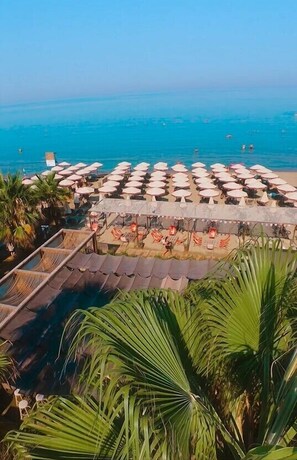 Beach bar