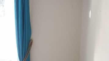 Standard Double Room - Room 1 | Laptop workspace, soundproofing, free WiFi, bed sheets