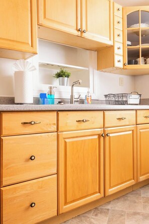 Interior - Home away from home between Wilmington/Newark (Wilmington)