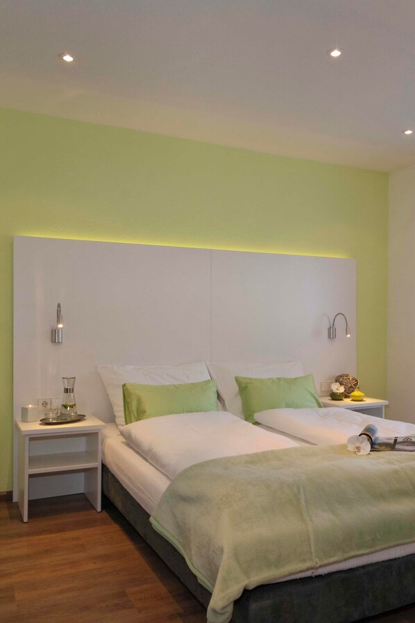 Habitación doble Confort (air conditioner) | Insonorización, wifi gratis y ropa de cama 