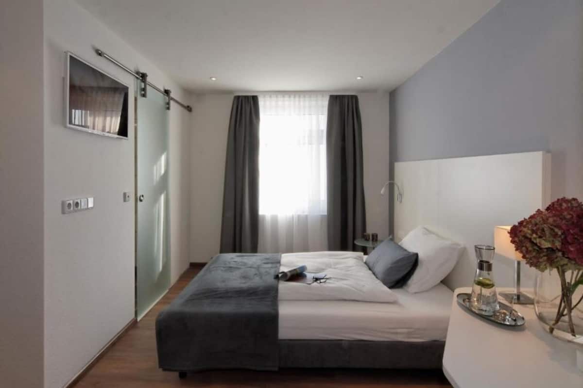 Chambre Simple Confort (air conditioner)