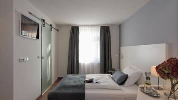 Comfort-Einzelzimmer mit Klimaanlage | Schallisolierte Zimmer, kostenloses WLAN, Bettwäsche