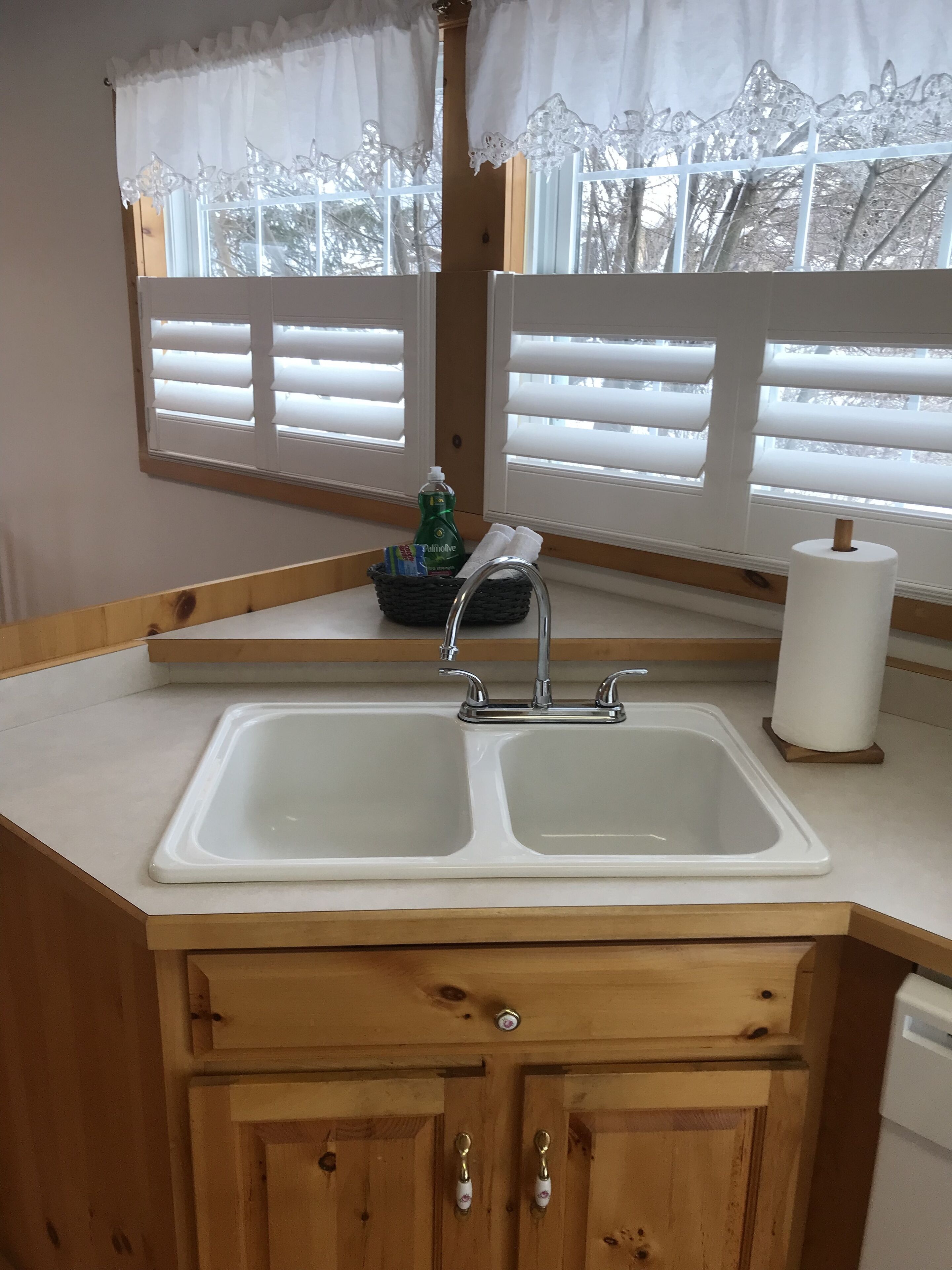 Cozy log home by the Seguin  Atv/Snowmobile Trail