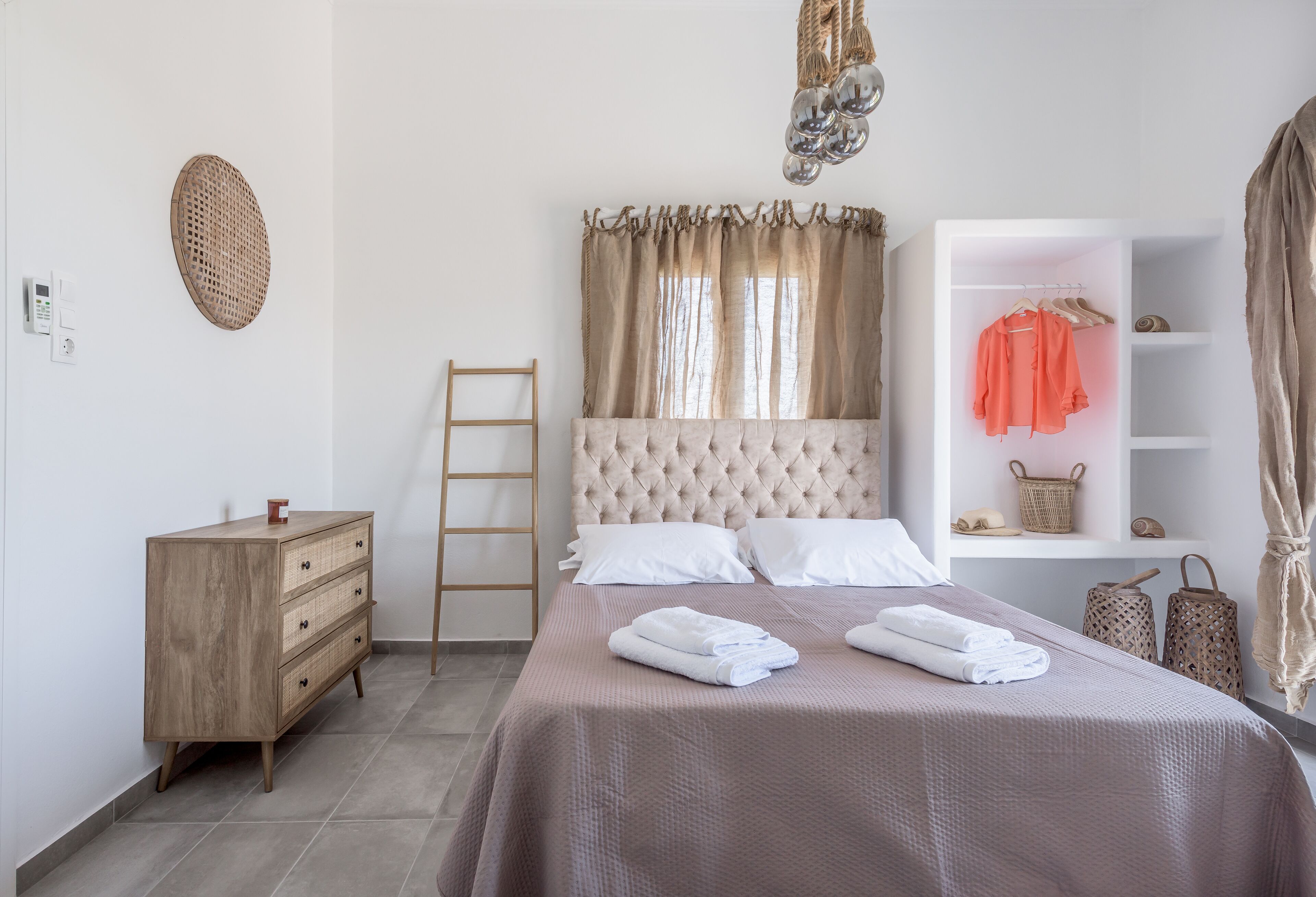 Kalesma - Mandrakia House