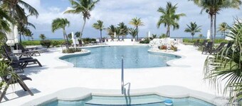 Oceanfront 2Bed Condo