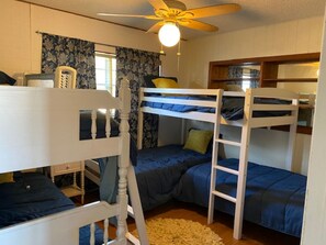 3 chambres, bureau, Wi-Fi gratuit