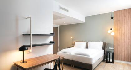elaya hotel regensburg city center, Trademark by Wyndham