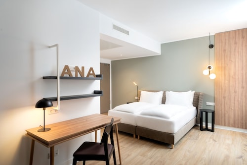elaya hotel regensburg city center, Trademark by Wyndham