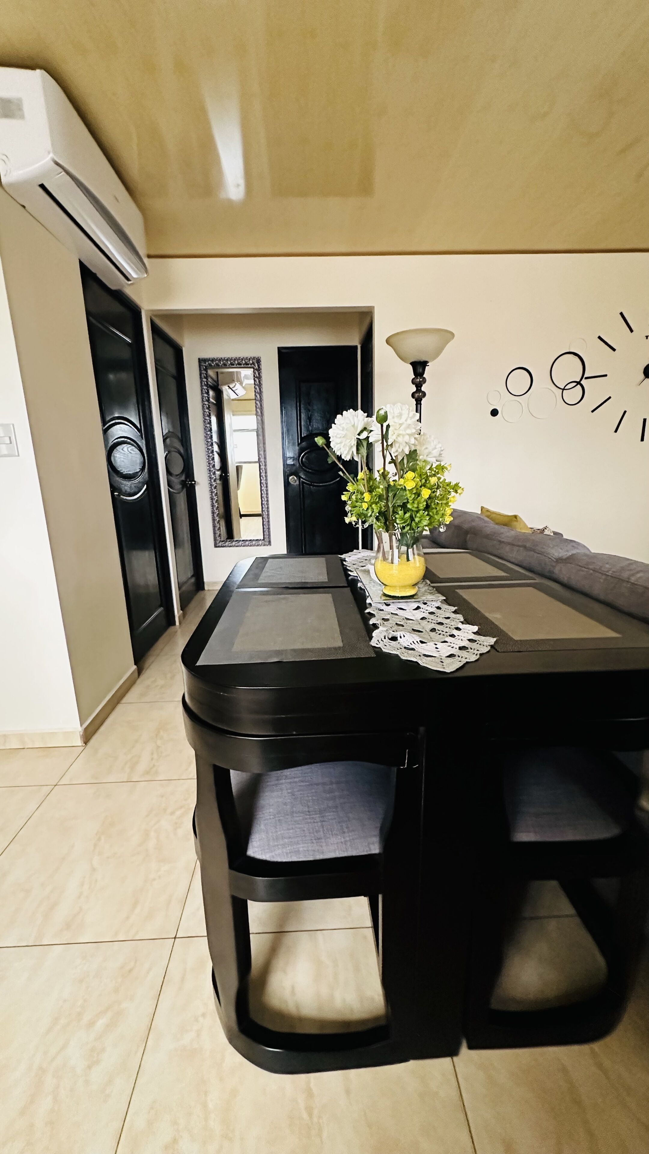 Apartamento Deluxe, 2 habitaciones, cocina | Comedor