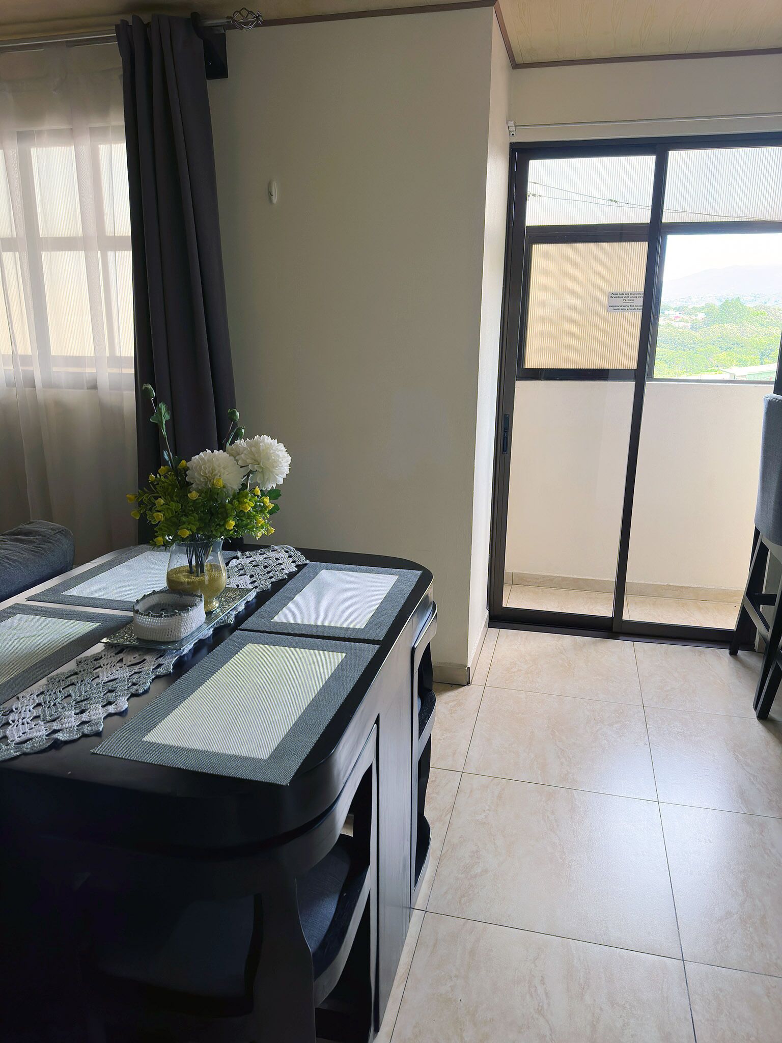 Deluxe-lejlighed - 2 soveværelser - køkken | Privat køkken | Køleskab/fryser i fuld størrelse, mikrobølgeovn, ovn, kogeplade