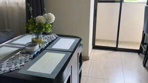 Ảnh chưa phân loại, 3 trong số 64 ảnh, nút