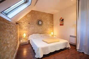 3 bedrooms, iron/ironing board, travel crib, WiFi - Semi-detached cottage Beynac 3 bedrooms (Sainte-Mondane)