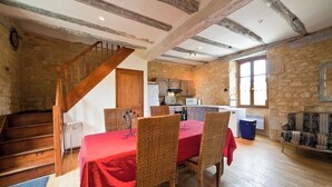 Unclassified image, 2 of 39, button - Le Bonheur dans notre Pré, group property with 5 gites (Sainte-Mondane)