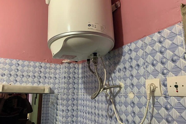 Hand-held showerhead