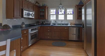 Beautiful 3600sqft Cottage on Lake Maxinkuckee in Culver Indiana.