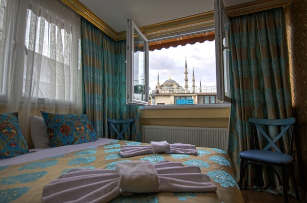 Room - Seyfi Bey Apart (Istanbul)