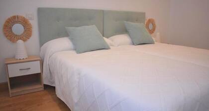 Apartment in Navarrete with swimming pool