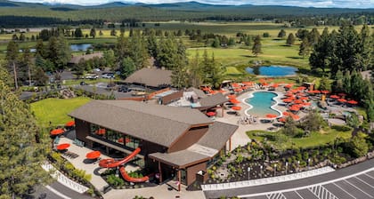 Crosswater Luxury Retreat with Access to Exclusive Golf