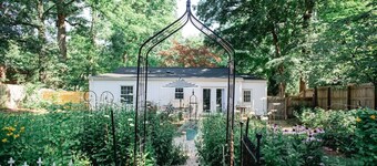 Modern ranch house conveniently located in Greensboro