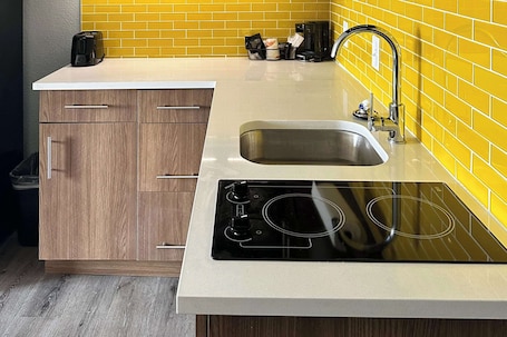 免费 WiFi、床单