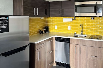 MainStay Suites Conover-Hickory