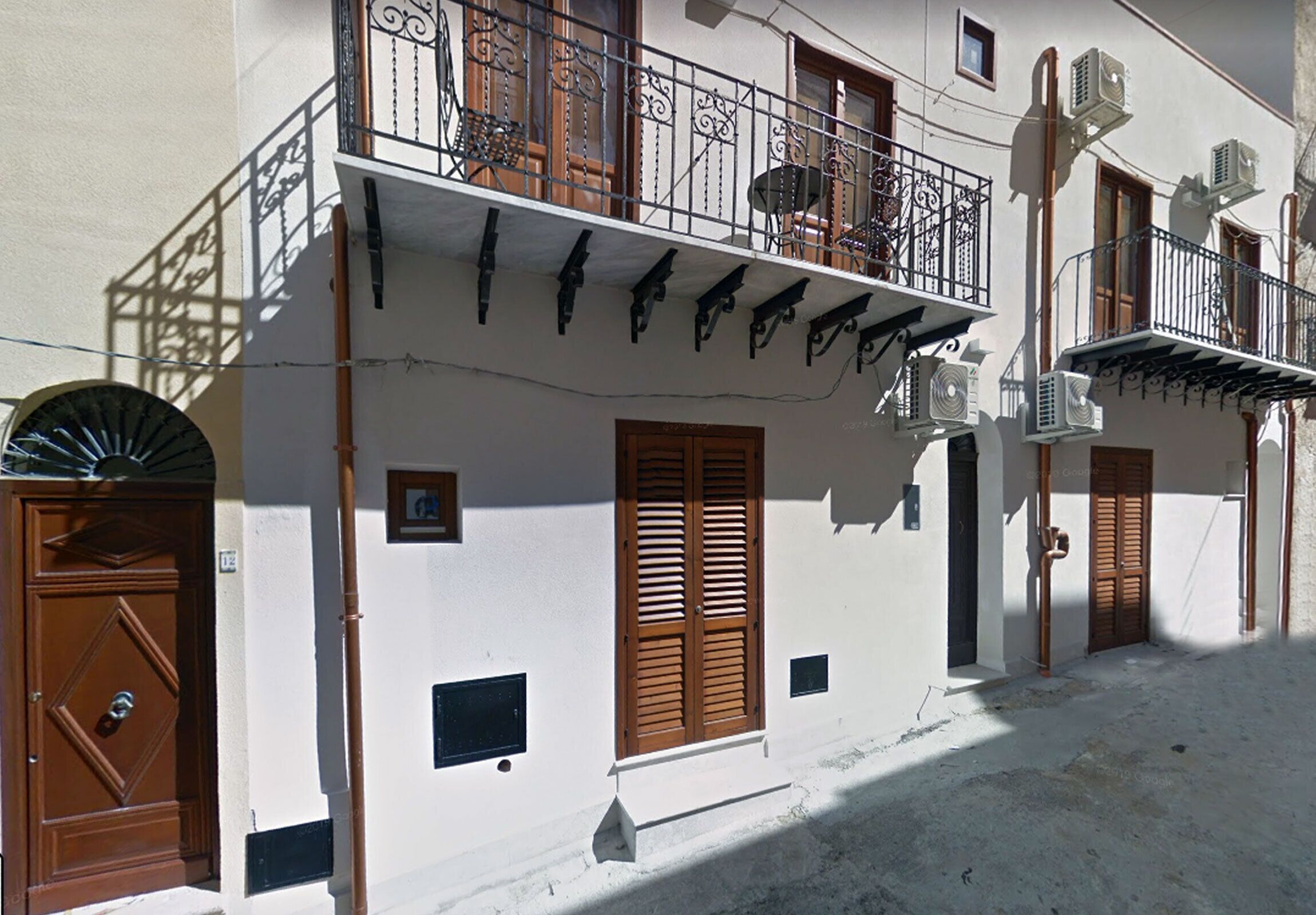 Houses Leonardo Studio Azzurro