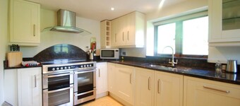 Ty Newydd Llanrwst, Trefriw, Snowdonia