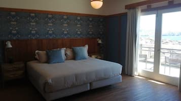 华丽双人房 | 埃及棉床单、高档床上用品、Select Comfort 床、迷你吧