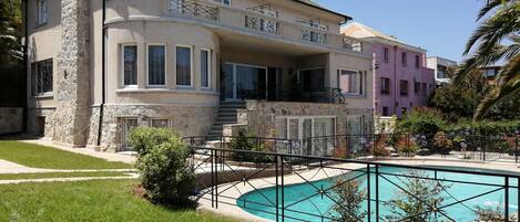 Voorkant van accommodatie