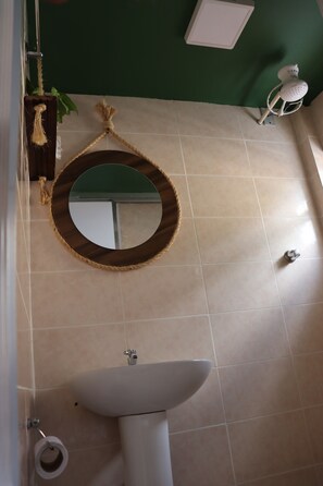 Classic Suite | Bathroom