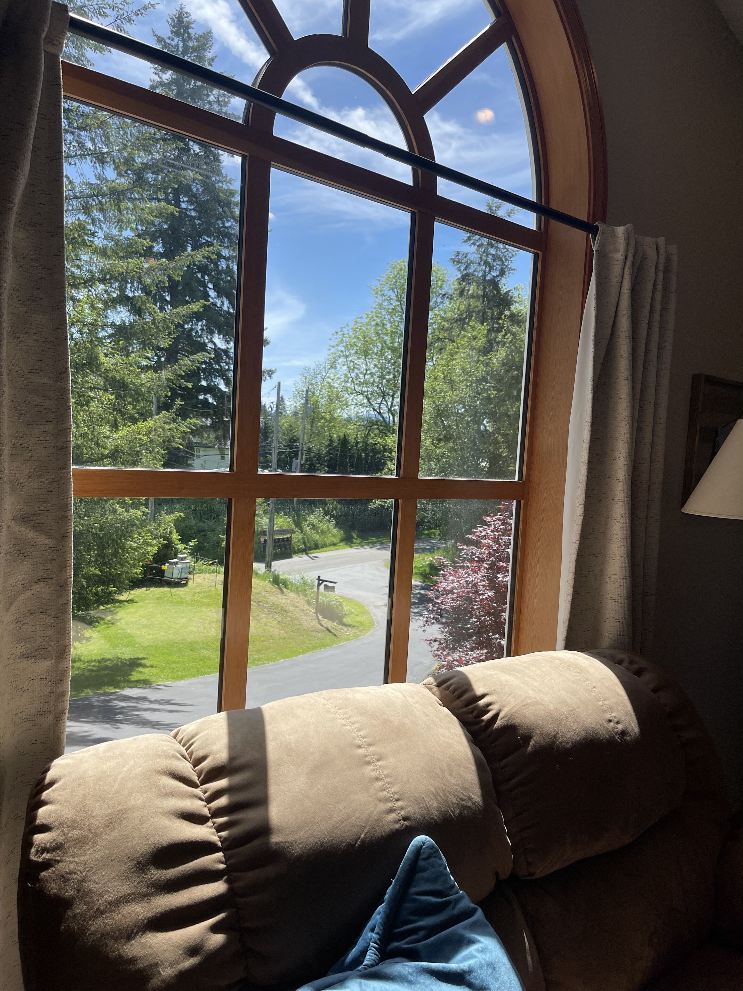 Cozy Creekside Studio