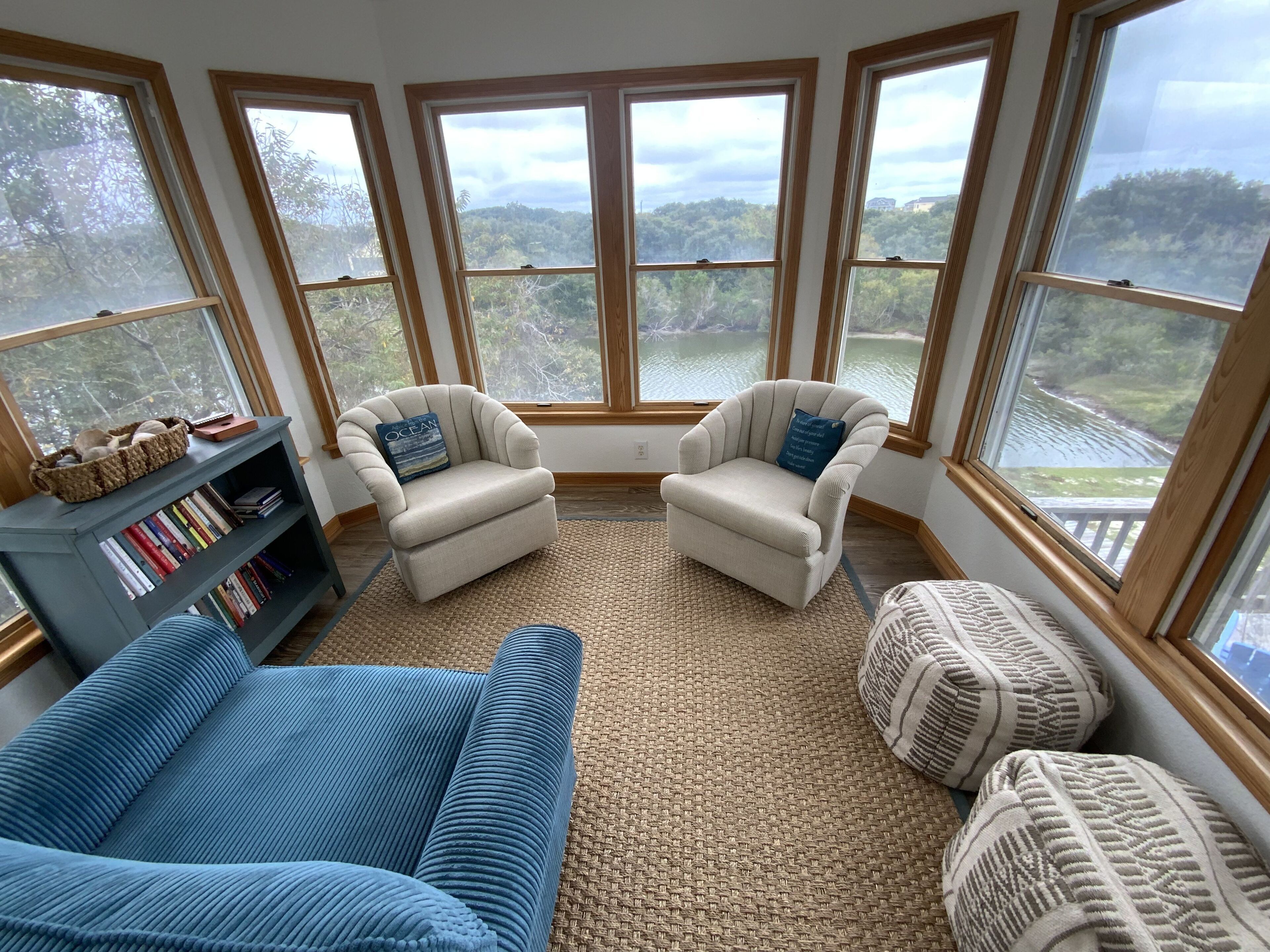 Private family-run waterfront beach house near Carova firehouse on 4x4 beach.