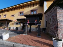 Fachada de la propiedad
