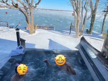 Baignoire à remous extérieure