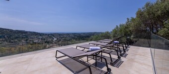 Luxury Villa for Rent in Mougins