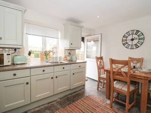 Private kitchen - Jasmine Cottage (Axminster)