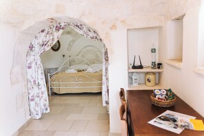 1 camera, ferro/asse da stiro, culla da viaggio, Wi-Fi gratuito