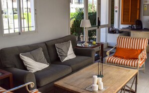 Interior - Villa Alexia- BRISA APARTMENT - 5'min. to Center Square & 9' to Beach (Pollença)