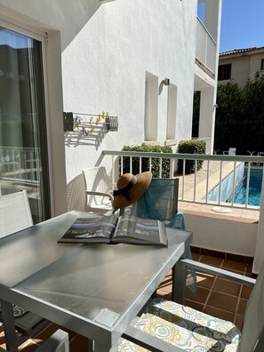 Outdoor dining - Brisa 303 - Second Floor - Pool View (Pollença)