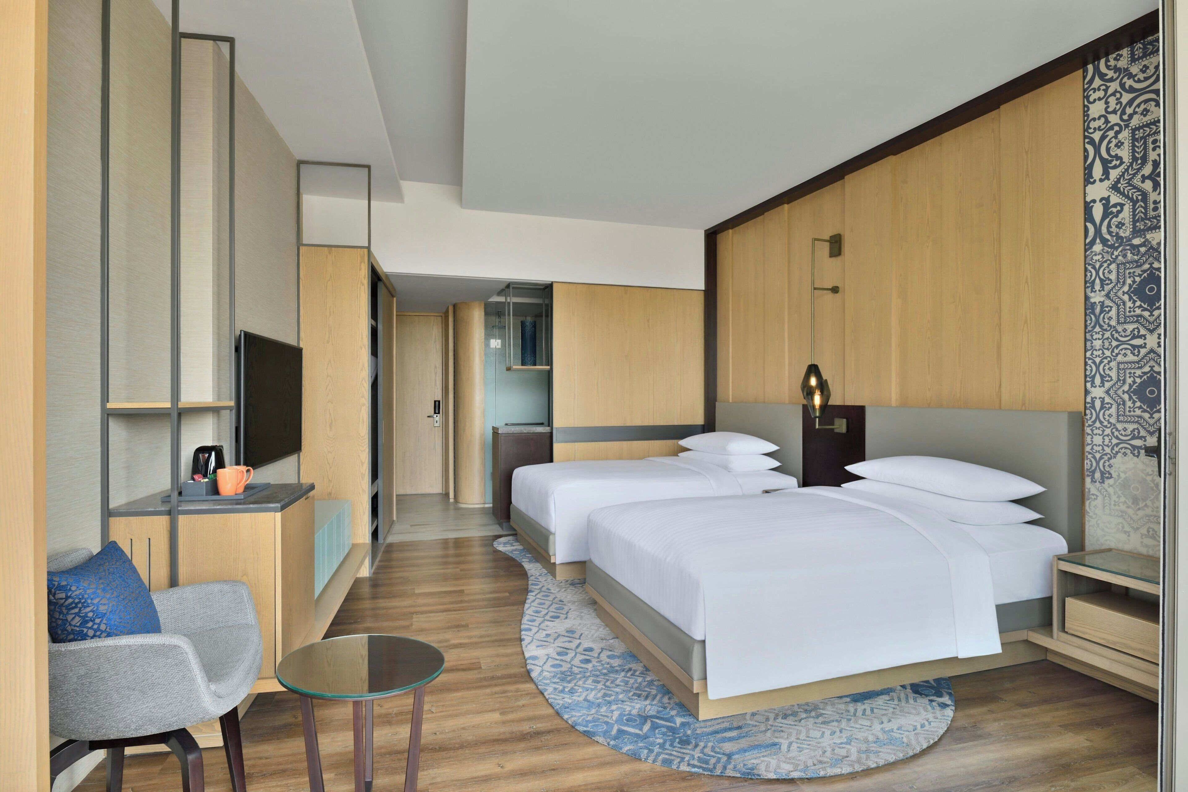 Minibar, in-room safe, individually decorated, individually furnished