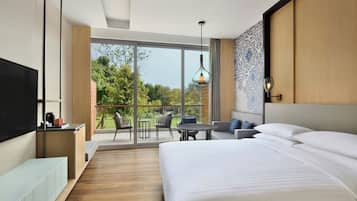 Premier Room, 1 King Bed, Non Smoking, Garden View | 1 bedroom, minibar, in-room safe, individually decorated