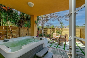 Las Olas Maison de Ville Near Fort Lauderdale Beach