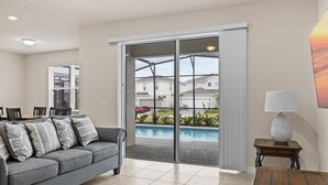 Living area - Gated resort style home located just about 15 min of Disney and 35 min from OIA (Davenport)