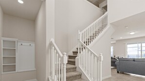 Interior - Gated resort style home located just about 15 min of Disney and 35 min from OIA (Davenport)