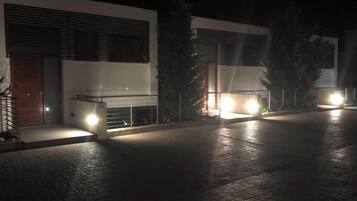 Enceinte de lâhĂ©bergement